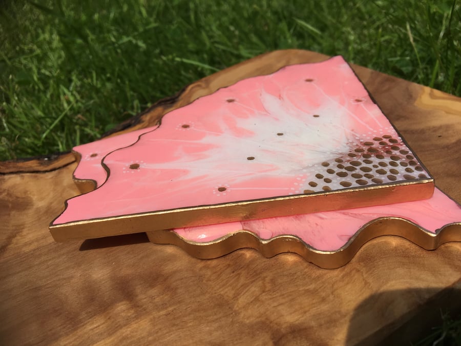 Vivid pink , geode style resin coasters, slices , reversible, set of 2