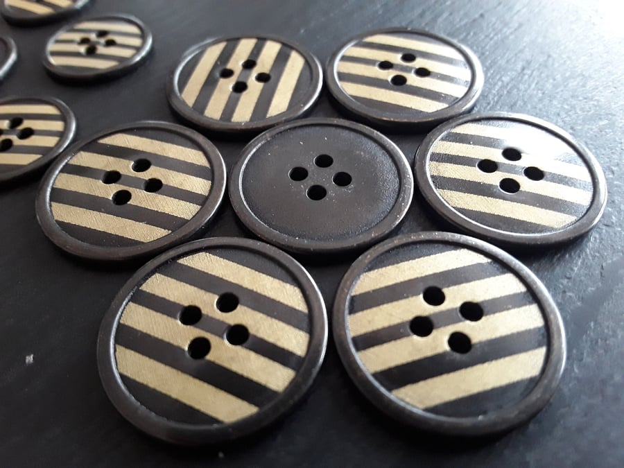 18mm Bronze and Matt Gold, laser cut Italian designer Buttons