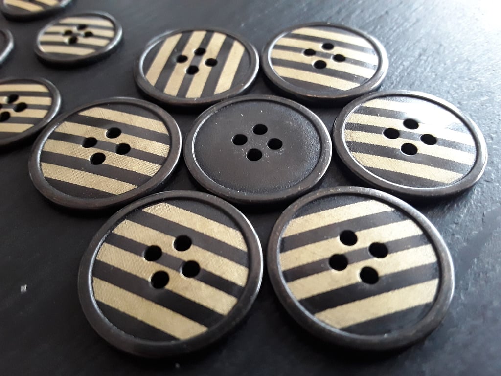 18mm Bronze and Matt Gold, laser cut Italian designer Buttons