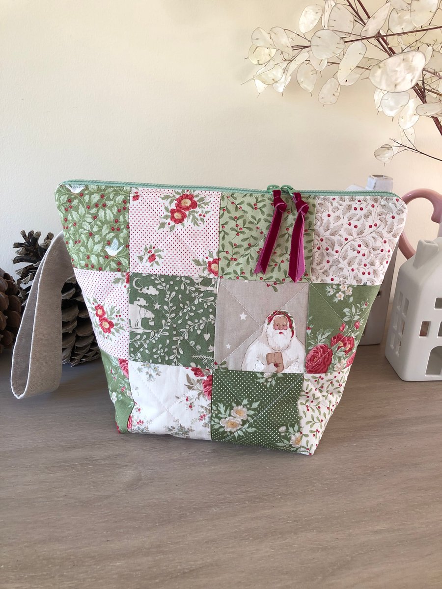 Festive patchwork project bag 1