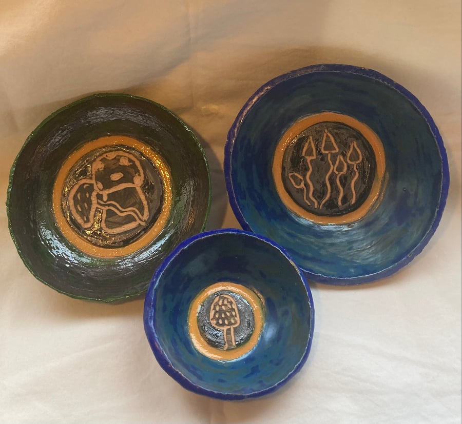 3 rustic, decorative bowls, carved woodland mushrooms, glazed with metal oxides.