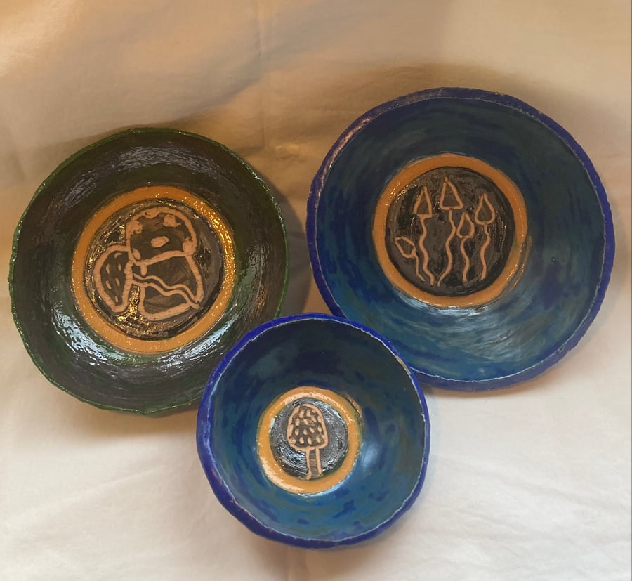3 rustic, decorative bowls, carved woodland mus - Folksy