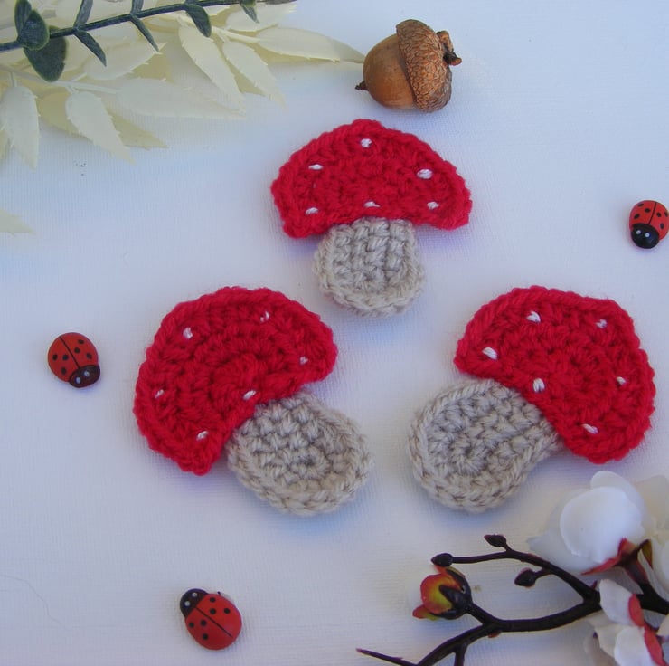 Crochet toadstools - Folksy