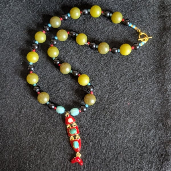 Green Beaded Fish Necklace 
