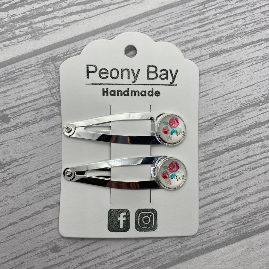 Pink flower hair clips, snap clips 