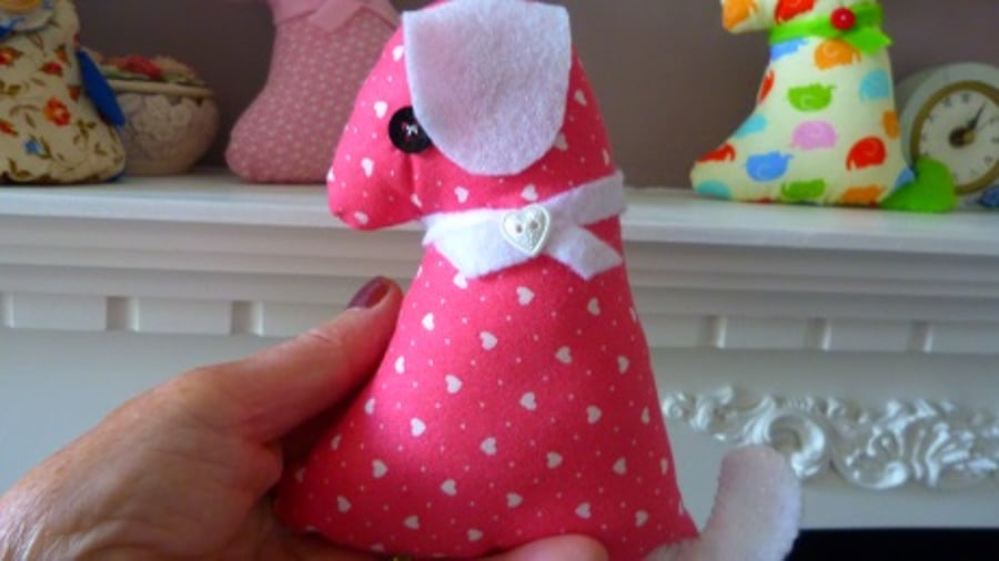 Polyester filled Pink Heart Puppy