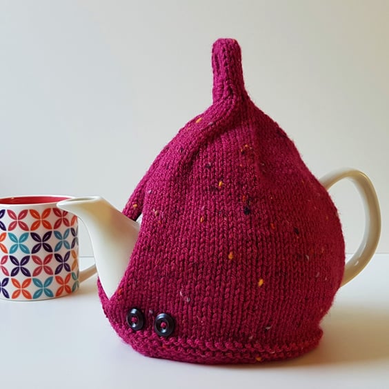 Tea Cosy in Heather Pink Tweed Aran Wool