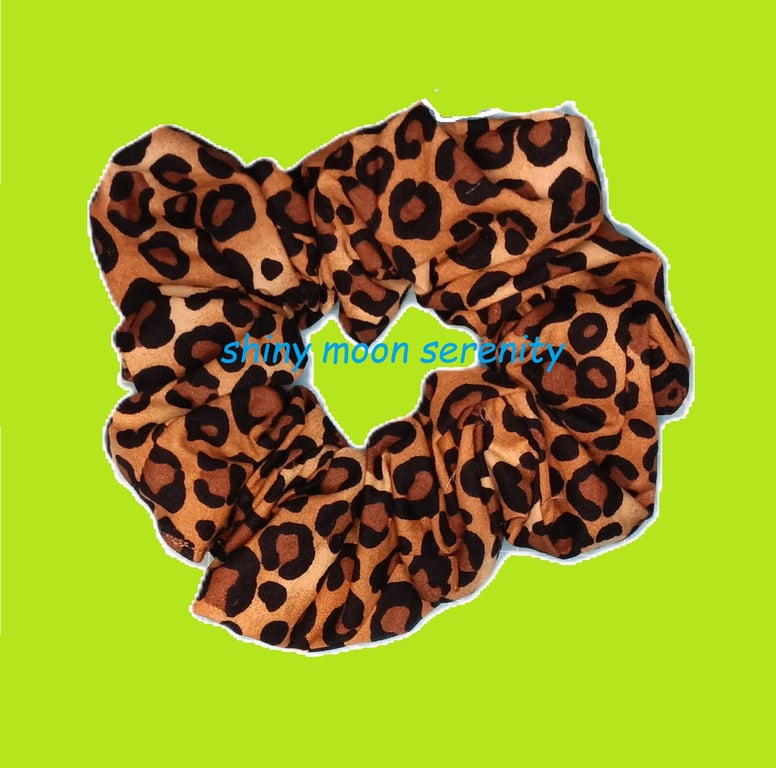 Large Scrunchie, Leopard print