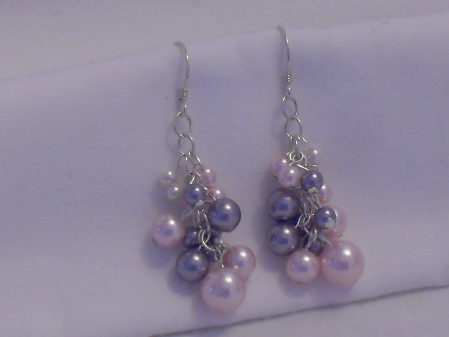 Dainty pearl grape earrings - pink, mauve and white pearls