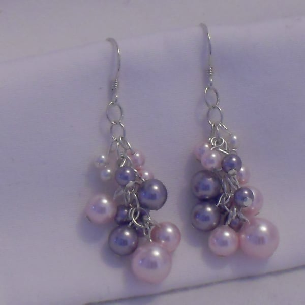 Dainty pearl grape earrings - pink, mauve and white pearls