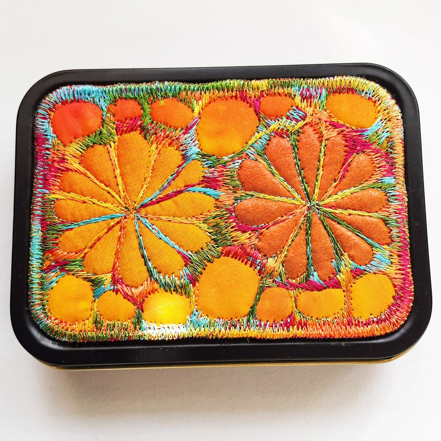 Sewing Notions Travel Sewing Tin