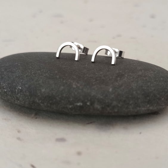 Recycled sterling silver wire arch earrings – handmade shaped wire studs