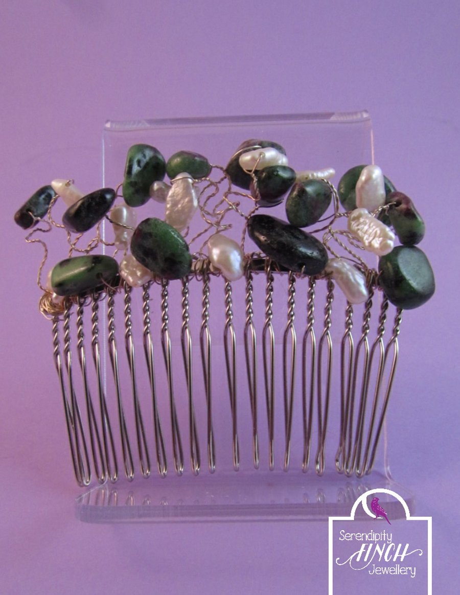 Green Ruby Zoisite Pearl Hair Comb
