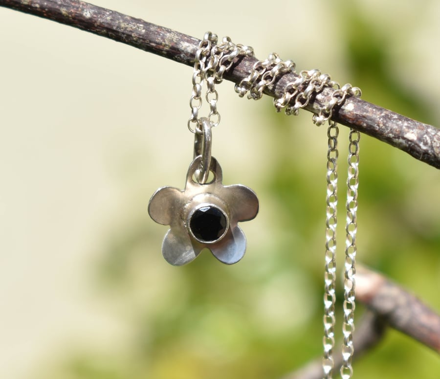 Black Spinel Daisy Sterling Silver Pendant 