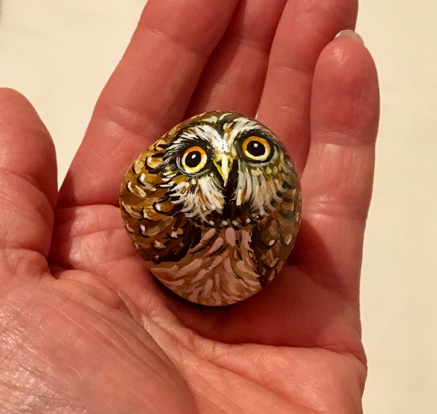 Owl hand painted rock garden stone pebble wildlife art 