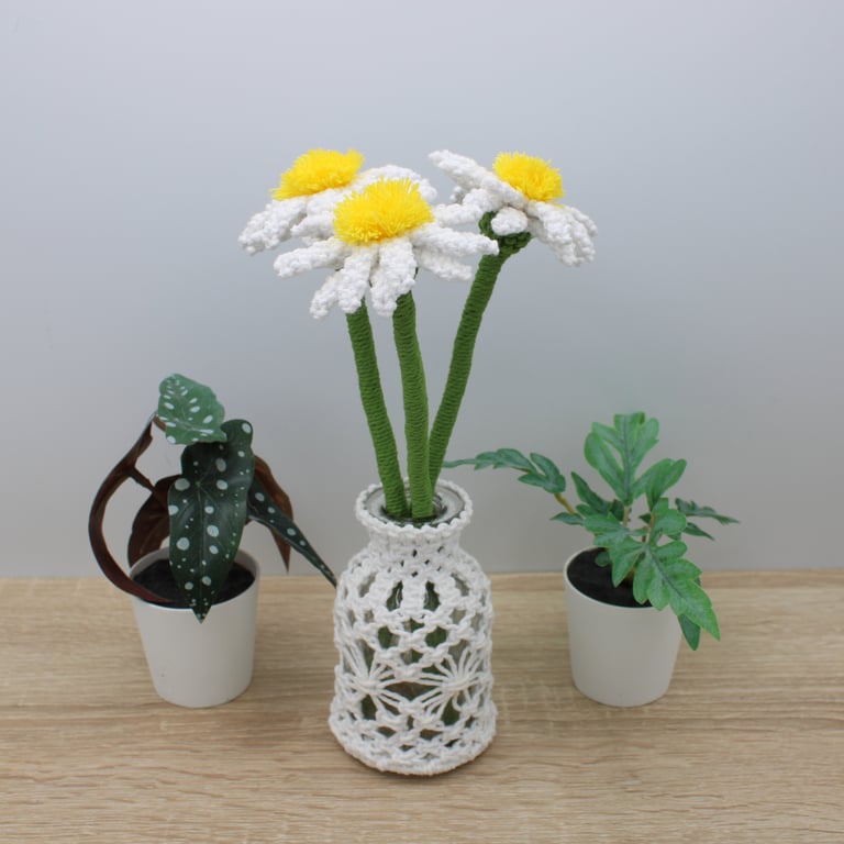 single stem macrame daisy forever flowers