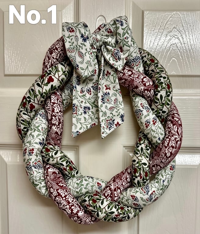 Fabric plaited wreath