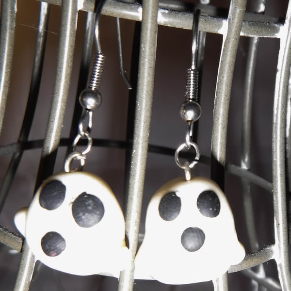 Cute Spooky Glow in the Dark Ghost Earrings -Dangle and Drop  Halloween Earrings