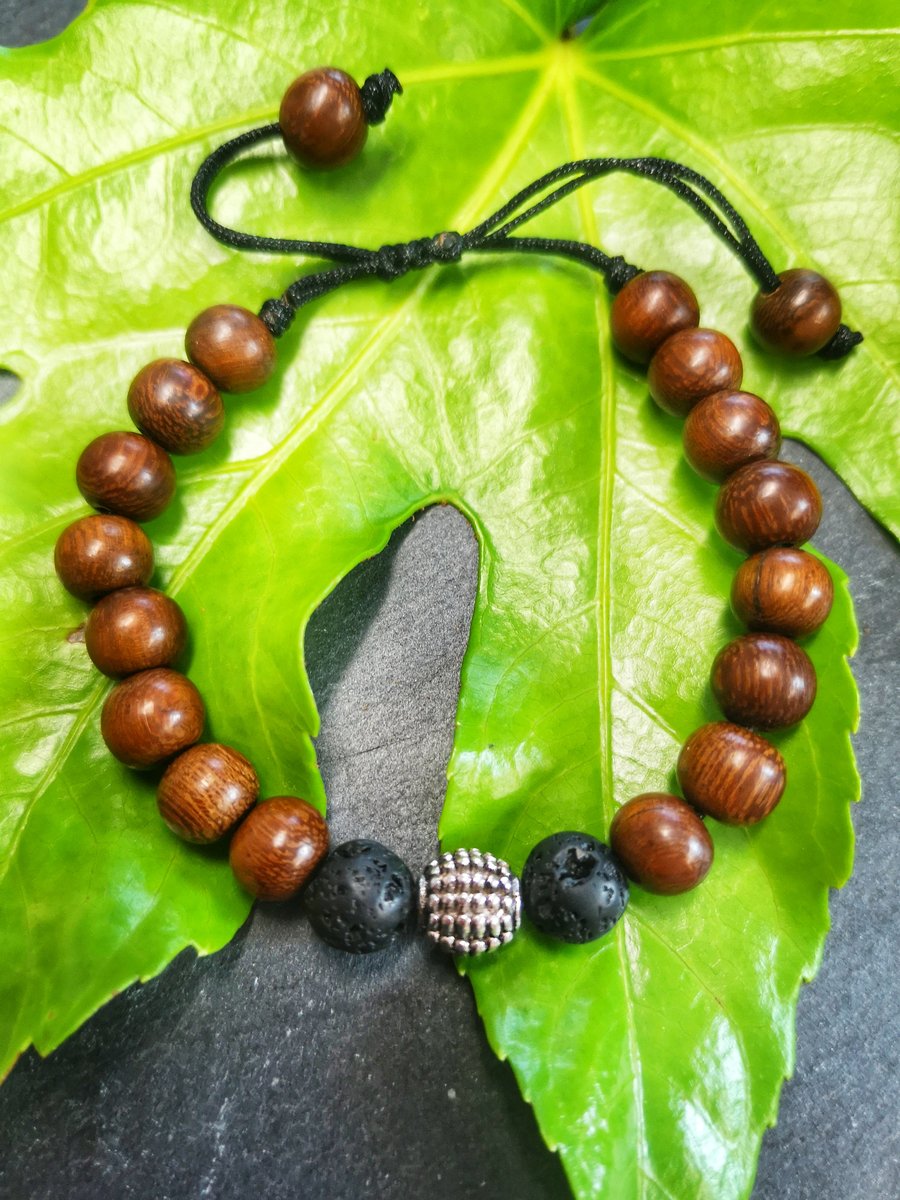 Wooden beaded bracelet