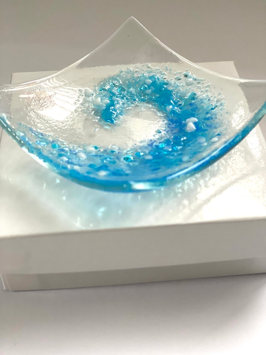 Wave design fused glass trinket dish 