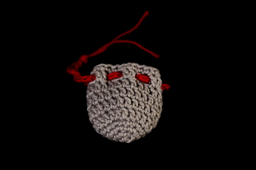 Tiny crochet coin bag