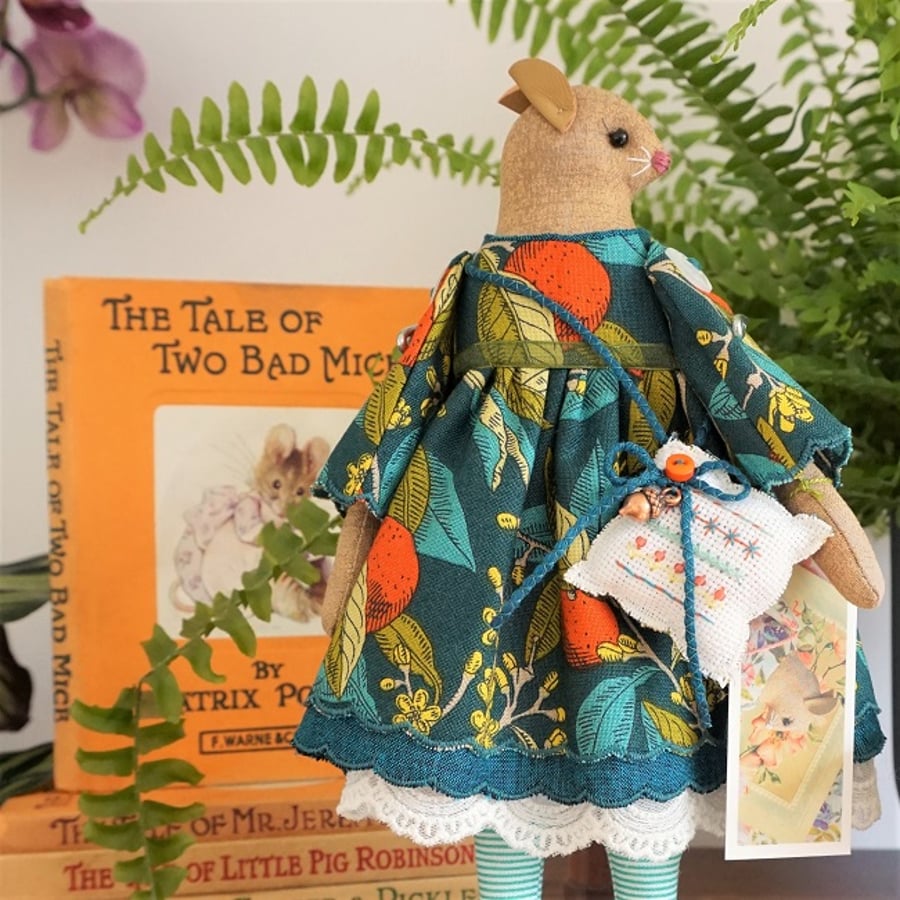 Clementine, A Summer House Harvest Mouse