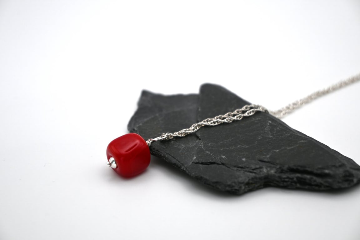 red lampwork glass nugget pendant necklace