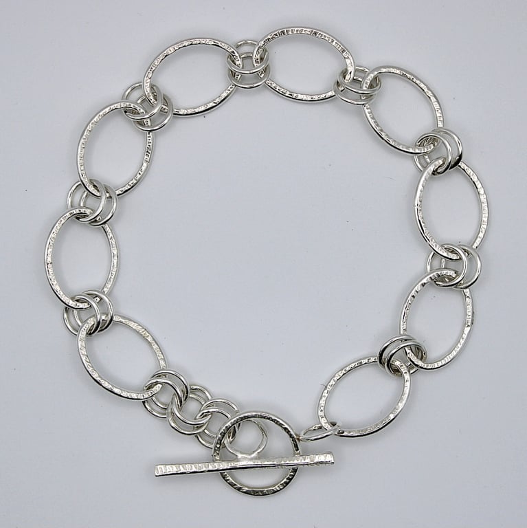 Silver Link Bracelet, Oval links.