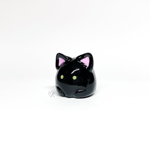 Little Cat Desk Buddy, Handmade Polymer Clay Figurine, Shelf Décor