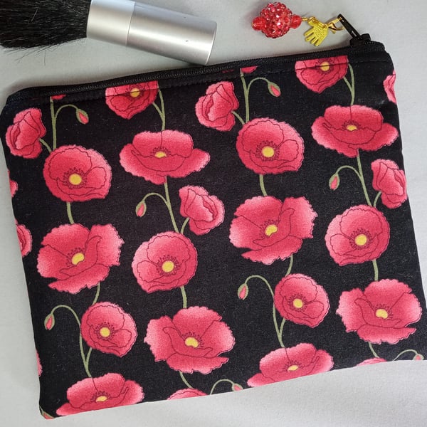 Poppy make up bag 1MF NO POSTAGE