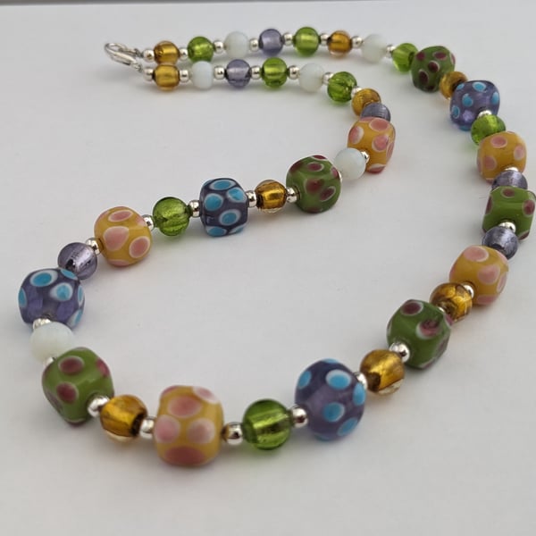 Glass bead necklace - greens and yellows - 1002692