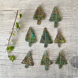 8 Free Motion Embroidered Tree Embellishments Card Making 