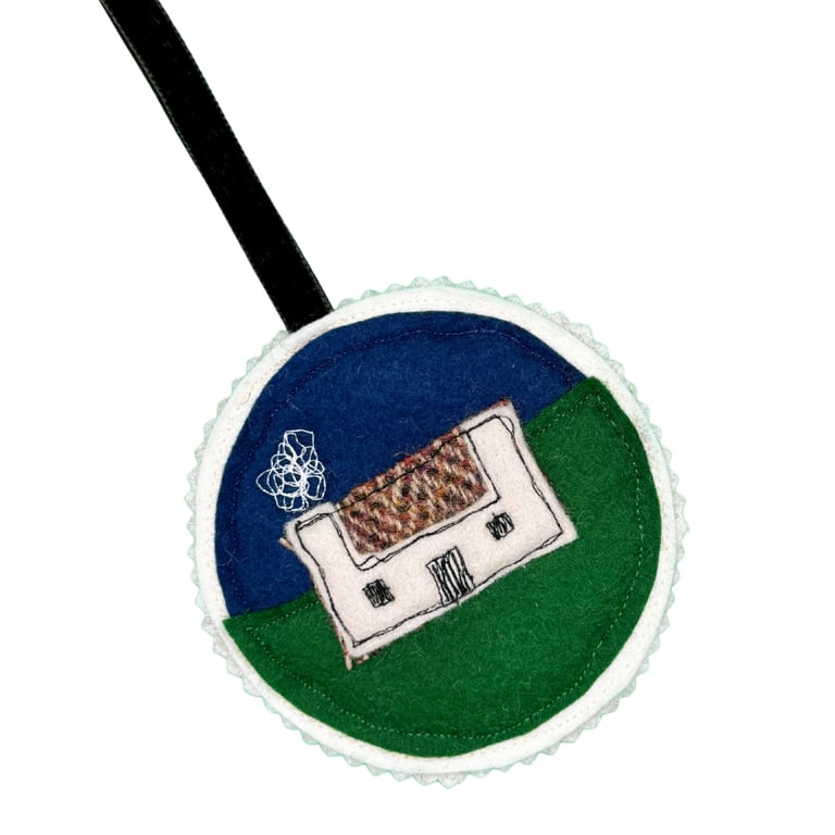 Tweed Bothy Felt Hanging Decoration