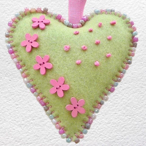 Felt Padded Hanging Heart Beaded - Green & Button Flowers