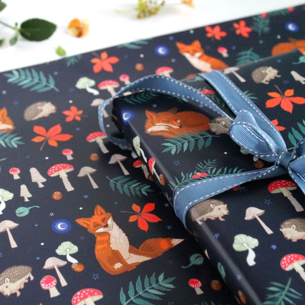 Gift Wrap single sheet with tag, Hibernation with Autumn Fox and Toadstools