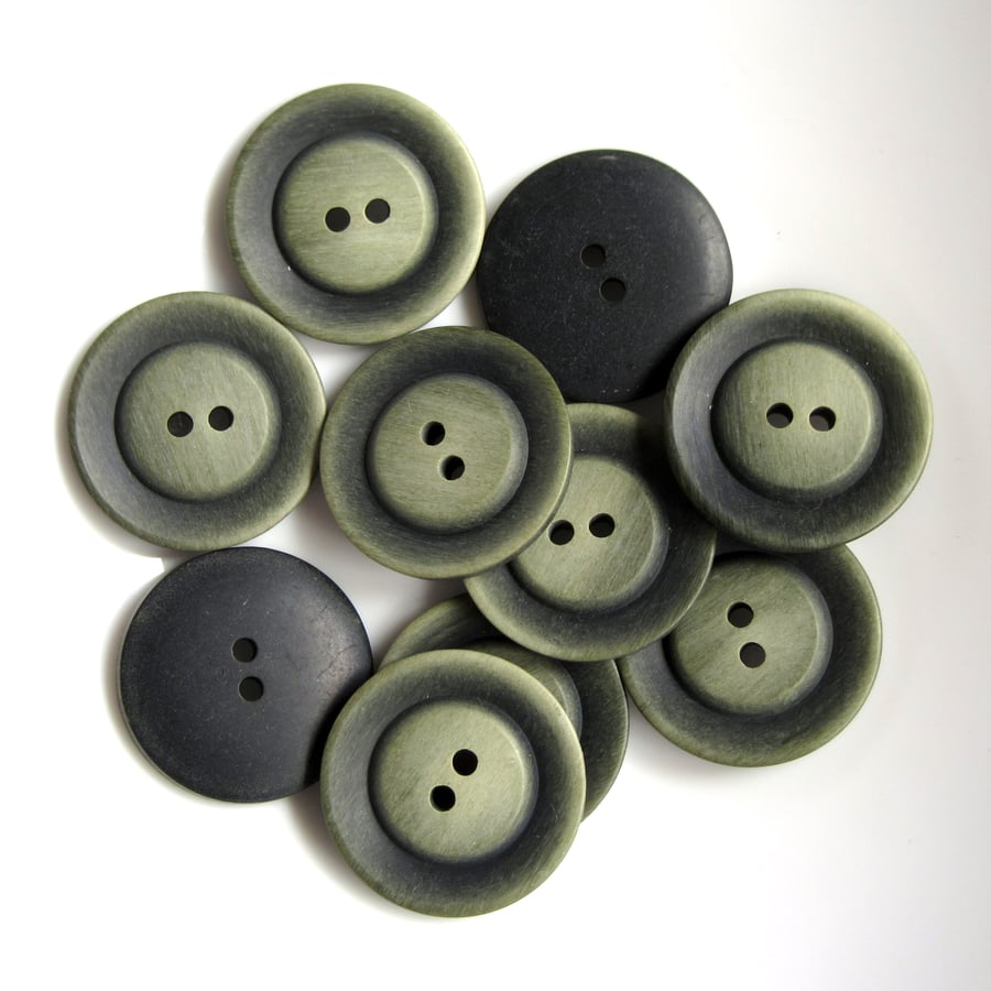 10 x Green & Black One Inch Buttons