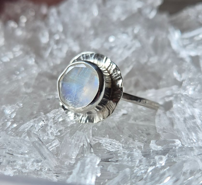 Sterling silver and moonstone ring