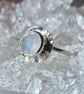 Sterling silver and moonstone ring - Image 1