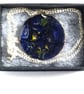 Pendant - round, scrolled gold and pink over dark blue - Image 2