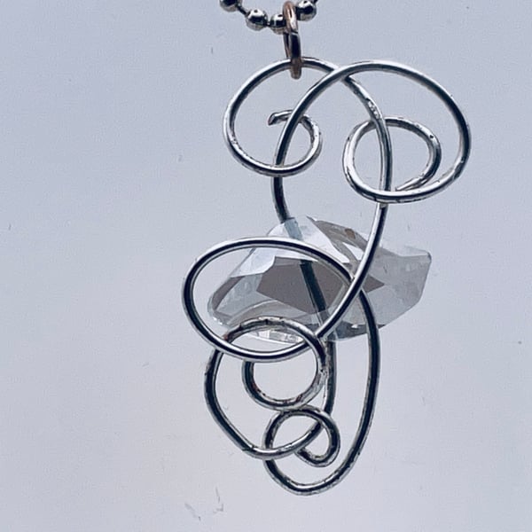 Bargain buy Swarovski trapezium pendant in silver wire
