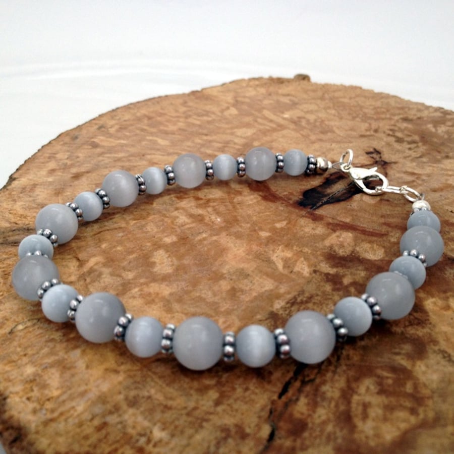 Grey Cat's Eye Bracelet