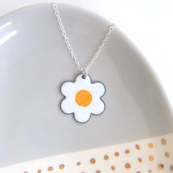 Daisy Necklace with silver chain, white & yellow flower pendant in enamel