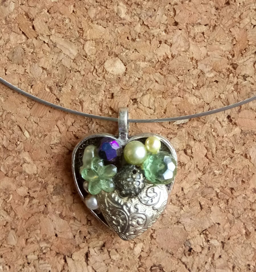 Bejewelled Heart Pendant