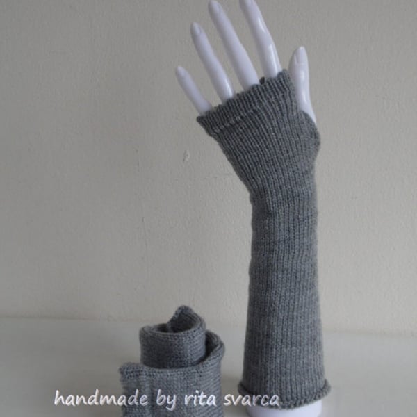Handmade fingerless gloves, wrist warmers for women, grey hand warmers