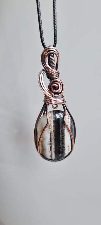 Handmade Natural Black & White Onyx & Copper Pendant Necklace Gift Boxed