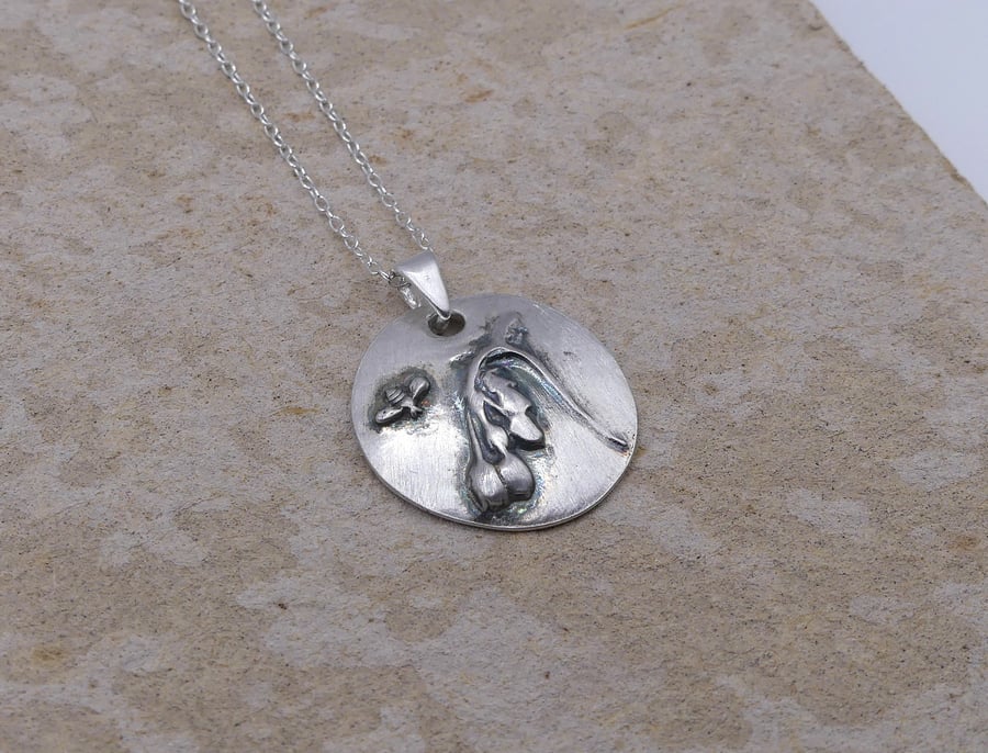 Recycled Sterling Silver Real Cranes-bill Flower Mould Pendant Necklace & Bee.