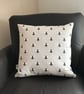 Bee cushion cover design (cover only) 45cm x 45cm 18” x 18” - Image 1