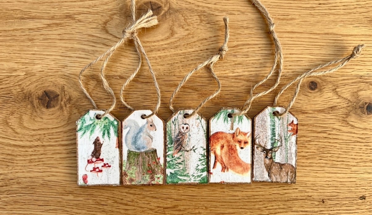 Set of 5 Mini Wooden Gift Tags