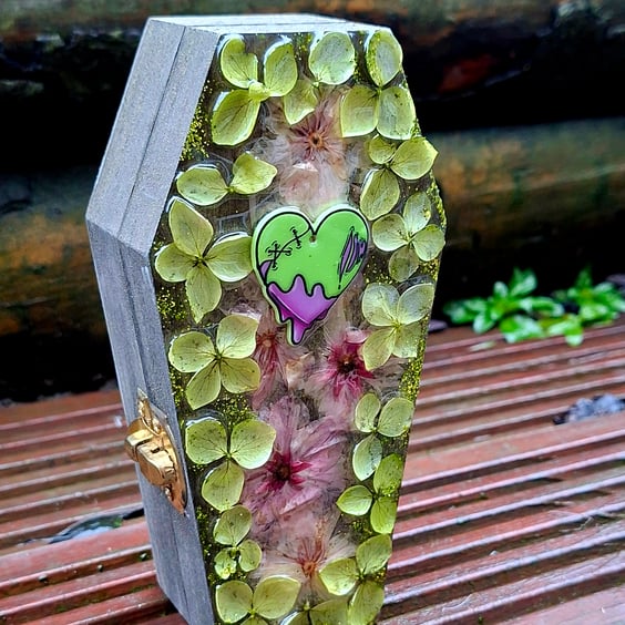 Wooden Coffin Trinket Jewellery Box gothic skeleton zombie pink green floral 