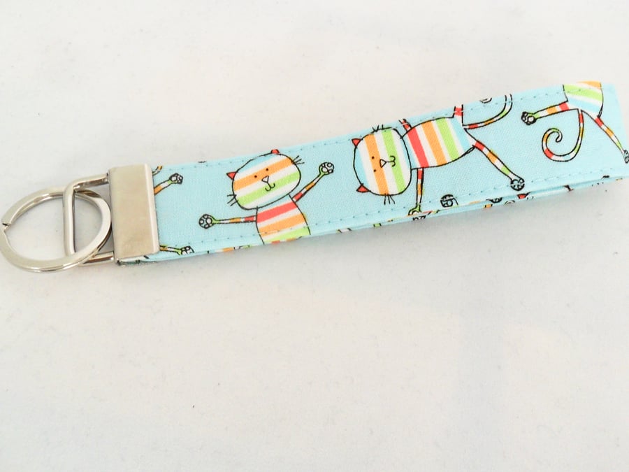 Quirky cat wristlet key fob with free UK P&P